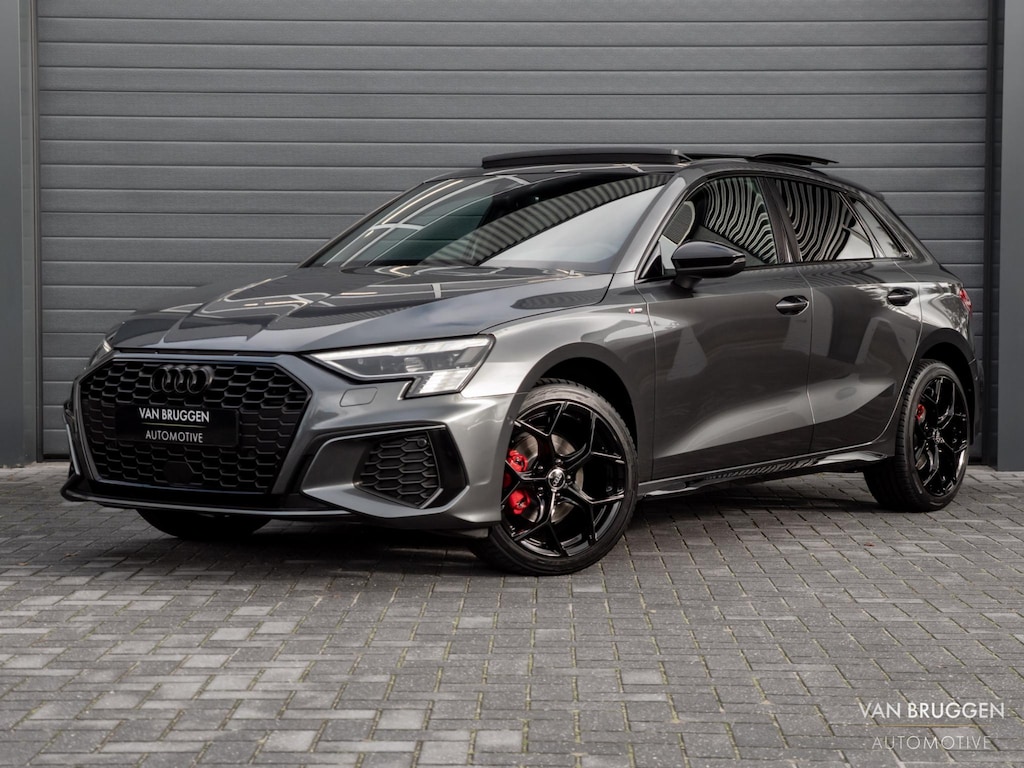 Audi A3 Sportback 30 TFSI S-Line Pano RS-Stoelen Sfeer Standkachel