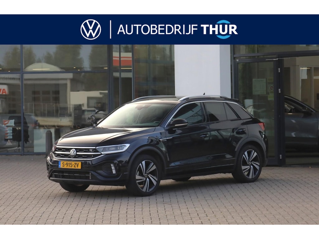 Volkswagen T-Roc 1.5 TSI R-Line Business+ 150PK / 110kW DSG, Door ons geleverd en onderhouden, panoramadak, trekhaak, R-Line in- en exterieur, 18" 'Nevada' LMV, privacy glas, keyless go & entry, elektrische achterklep, LED Matrix (IQ.Lights), dodehoekdetectie (Side Assist), achteruitrijcamera (rear view), navigatie, digital cockpit pro, elektrisch verstel-, verwarm- en inklapbare buitenspiegels, verwarmbare voorstoelen, verwarmbaar multifunctioneel lederen stuurwiel, Apple Carplay & Android Auto, adaptieve cruise control (ACC) met Travel Assist etc.