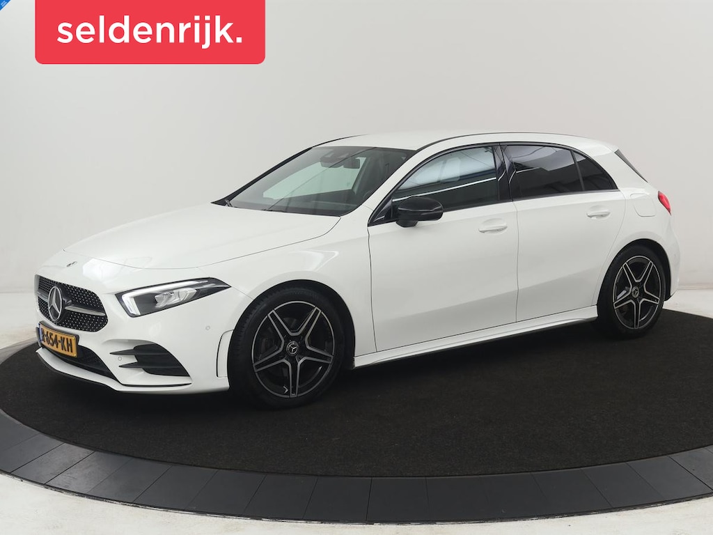 Mercedes-Benz A-klasse 180 Business Solution AMG | Apple Carplay | LED | Navigatie | Stoelverwarming |