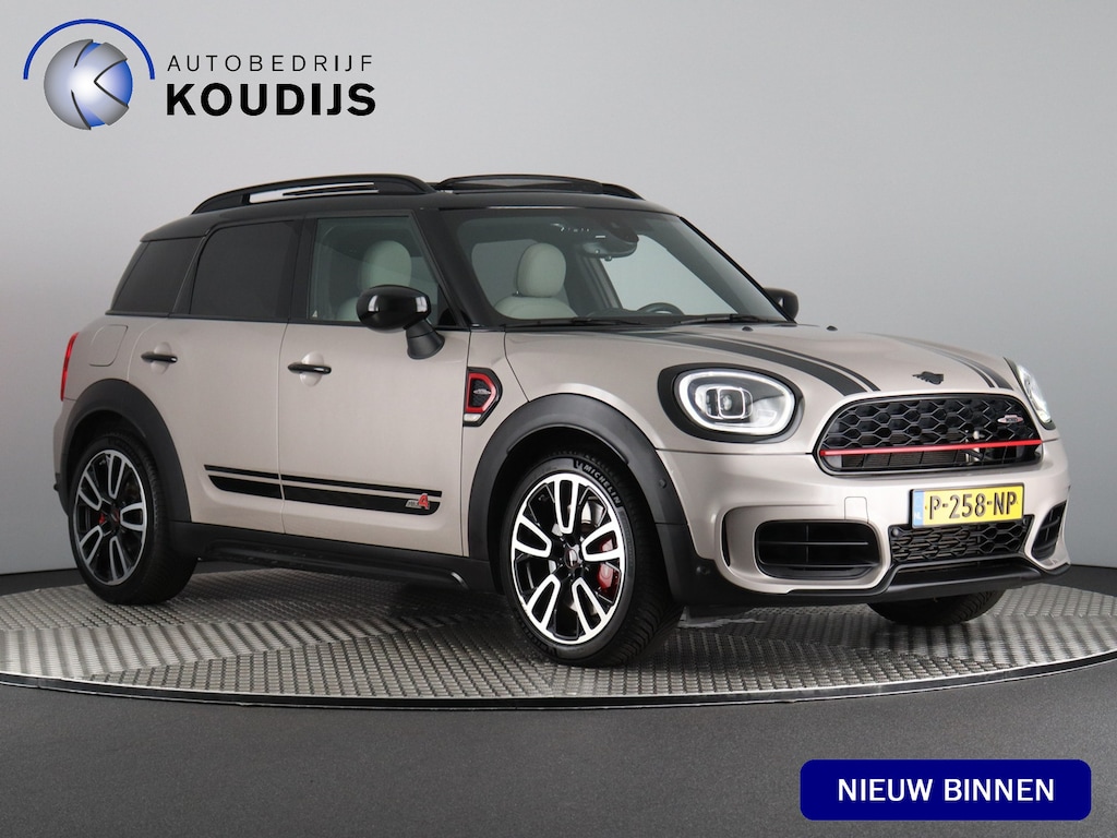 MINI Countryman 2.0 John Cooper Works ALL4 JCW Pack 306 pk (Pano / ACC / Camera / Head Up / Harman Kardon / Carplay / All Season)