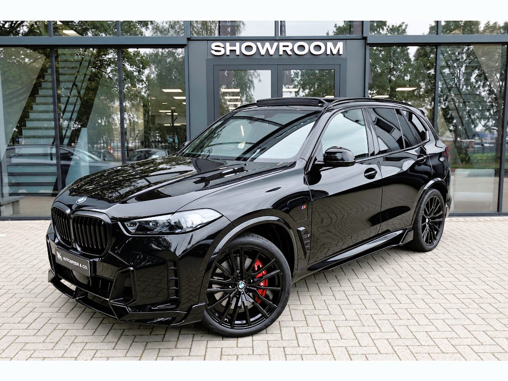 BMW X5 XDrive 50e M PANO KEYLESS SKYLOUNGE URBAN