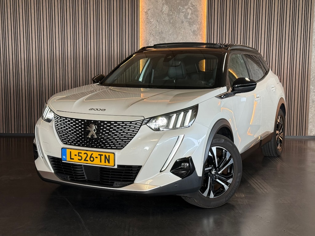 Peugeot e-2008 EV GT 50KWH | Pano | Navi | LED | Automaat | NAP