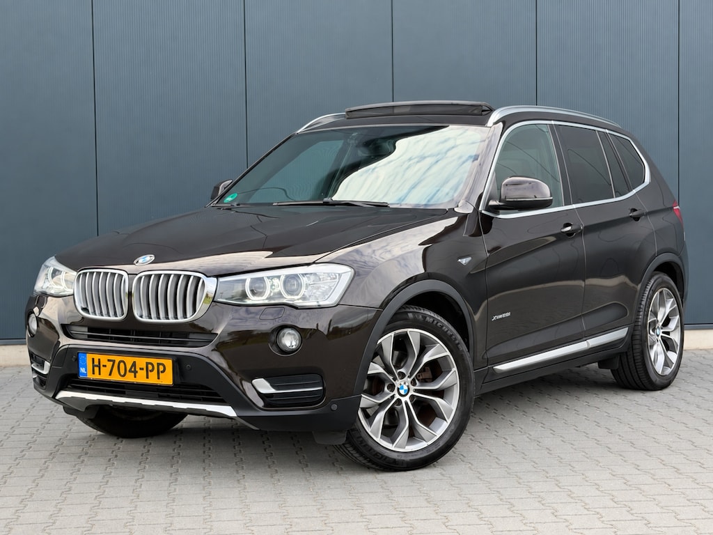 BMW X3 xDrive28I X-Line Xenon - Pano - Leder - Trekhaak - Keurige Auto