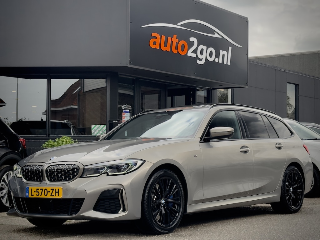 BMW 3-Serie Touring M340i AUT8 M-PERFORMANCE 374PK X-DRIVE PANODAK DESIGNO-LEDER DIGI-DASH APPLE-CARPLAY LED LMV PDC