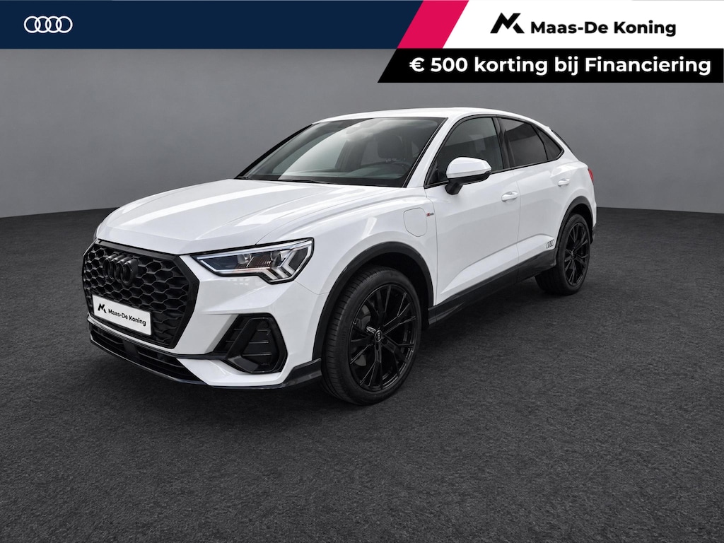 Audi Q3 Sportback 45 TFSI e 245pk S Edition · Camera· Trekhaak · Stoelverwarming · Dodehoeksensoren ·  20'' · Leder/Alcantara