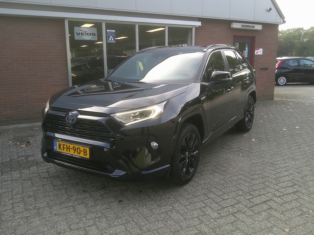 Toyota RAV4 2.5 Hybrid AWD Black Edition Trekhaak