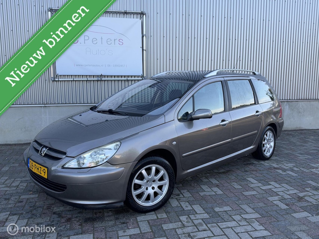 Peugeot 307 SW 1.6 16V 6persoons 2004 / Carplay / Leer / Navigatie / Panoramadak / Trekhaak / NAP