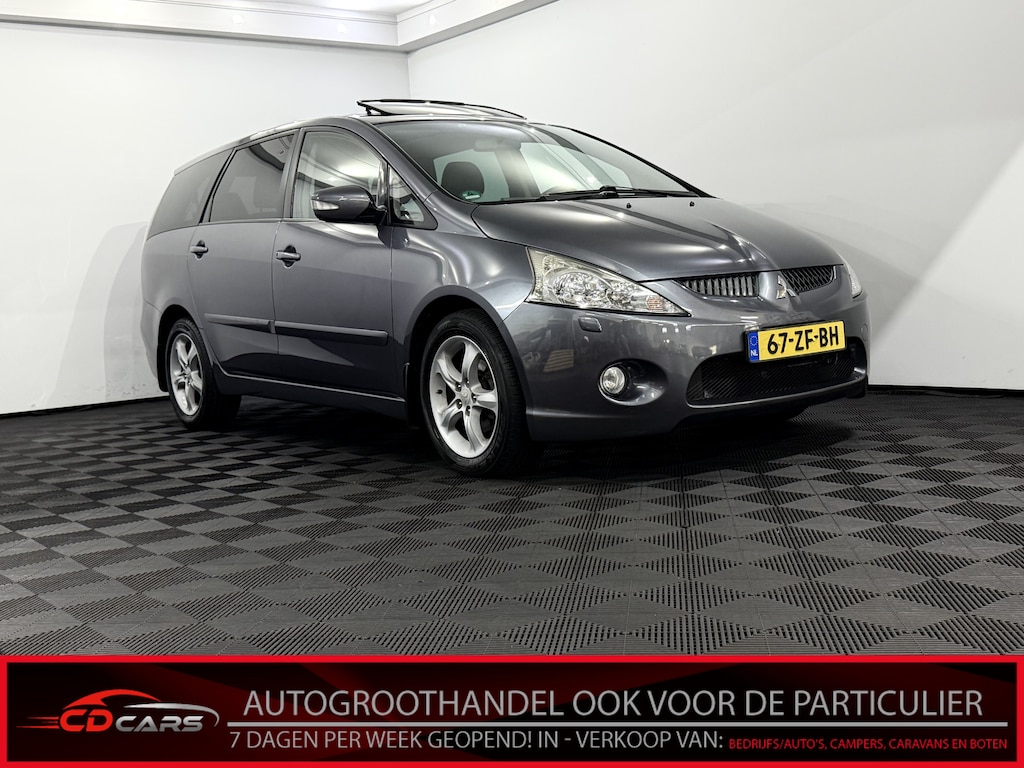 Mitsubishi Grandis 2.4-16V Instyle 7P Schuifak, Leder, Camera, Navi, Mistlamp, Lichtmetalen velgen, Cruise control, Airco