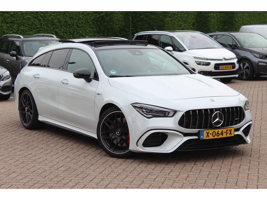 Mercedes-Benz CLA Shooting Brake AMG 45 S 4MATIC+ Premium Plus 52.438 km! / Panoramadak / 360Camera / Sportuitlaat / Schaalstoelen / Burmester / DAB / Dodehoek / Matrix LED / Memory seats / Navigatie