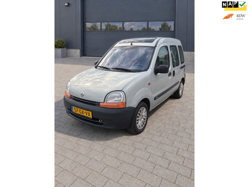 Renault Kangoo 1.4 Rolstoelauto - Airco ! 5 persoons! Glasdak! Grote beurt!