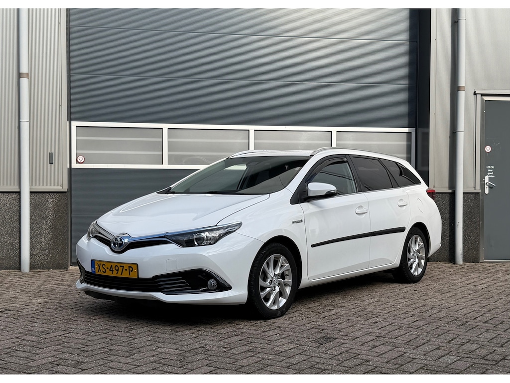 Toyota Auris Touring Sports 1.8 Hybrid Aspiration bj.2015 Camera|Navi|Clima.