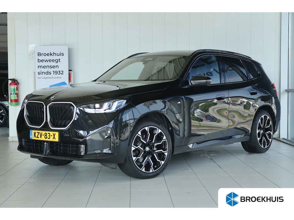 BMW X3 30e xDrive M-Sport | Harman & Kardon | Head-up | 360 Camera | Panoramadak | Stoelverwarming | Iconic Glow | Memory | Adaptief Led |