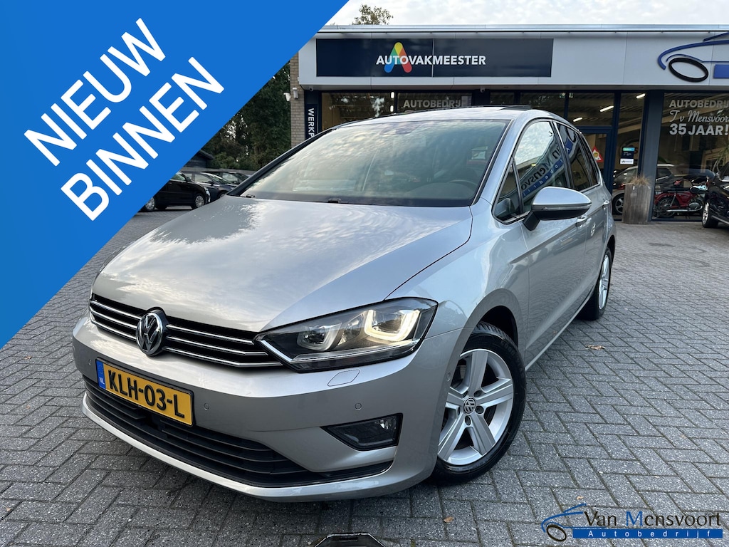 Volkswagen Golf Sportsvan 1.2 TSI Highline Panorama|ACC|Dodehoek|Massage|Trekhaak