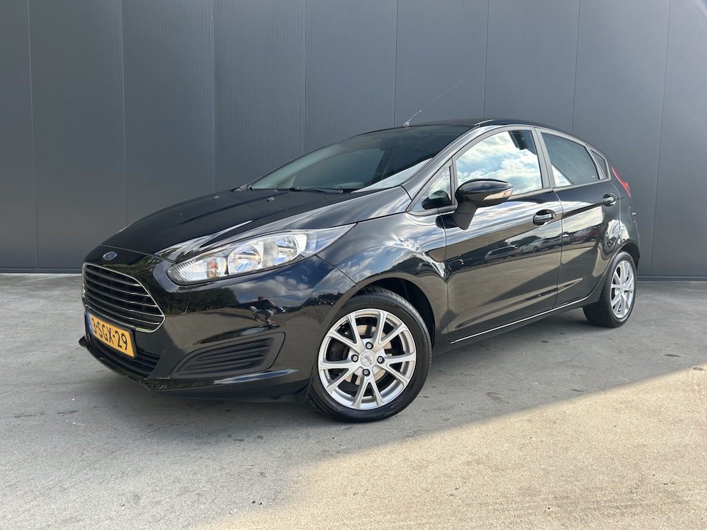 Ford Fiesta 1.6 TDCi Lease Style NAVI CRUISE AIRCO