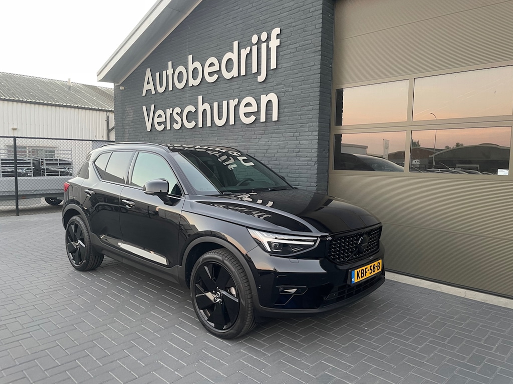Volvo XC40 2.0 B3 dark black edition 360° camera stoel + stuurverwarming