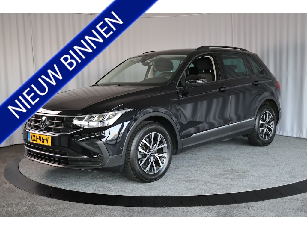 Volkswagen Tiguan 1.5 TSI Life Business, stoel, stuurverw, Trekhaak, Caplay, Acc