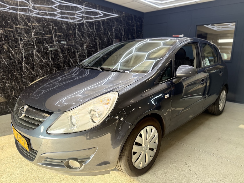 Opel Corsa 1.4-16V Enjoy