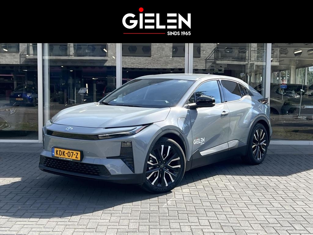Toyota C-HR / C-HR+ 77 kWh First Edition | 20 inch velgen, Elektrische achterklep, Dodehoekherkenning, Parkeersensoren