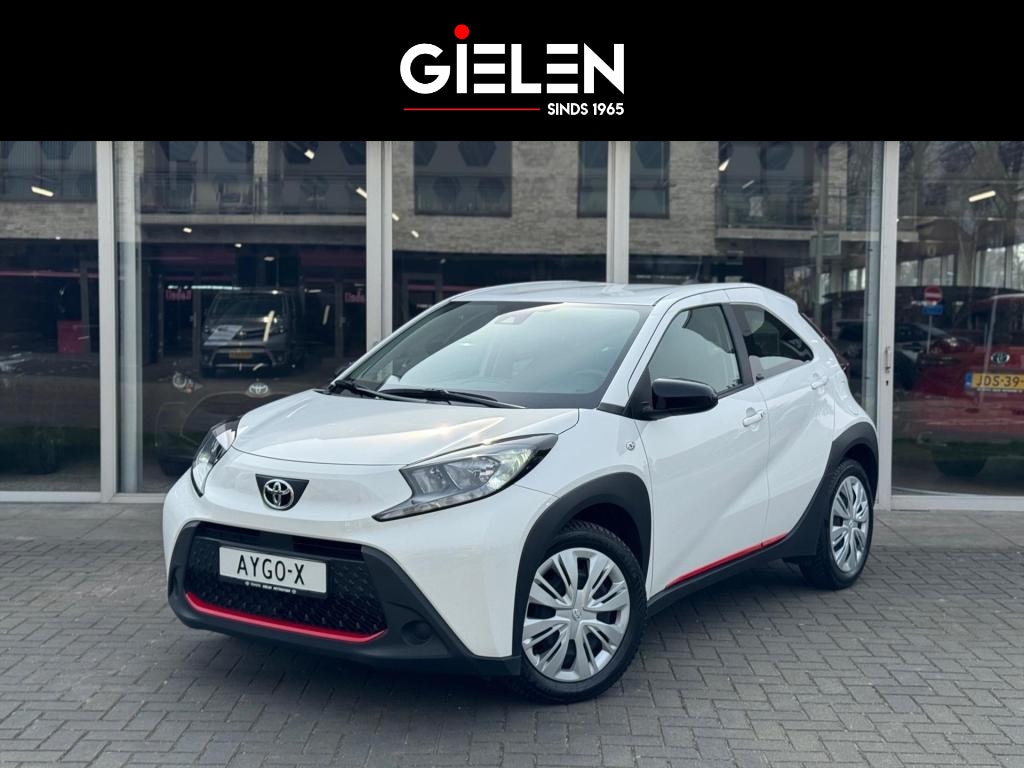 Toyota Aygo X 1.0 VVT-i MT Play Plus | Keyless, Startknop, Stoelverwarming, Climate control, Apple CarPlay/Android Auto