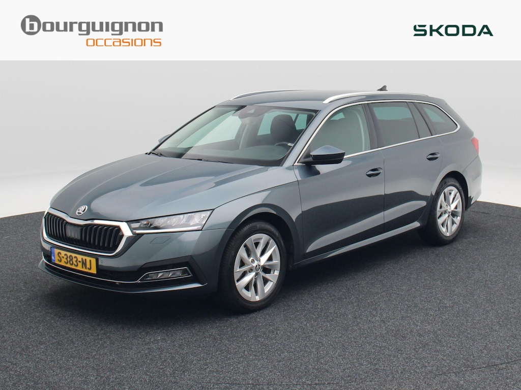 Skoda Octavia Combi 1.0 e-TSi 110 Pk Automaat Business Edition Plus | Trekhaak | Stoelverwarming | Camera | Navigatie | Adaptive Cruise | 17 Inch | 83.812 Km !!