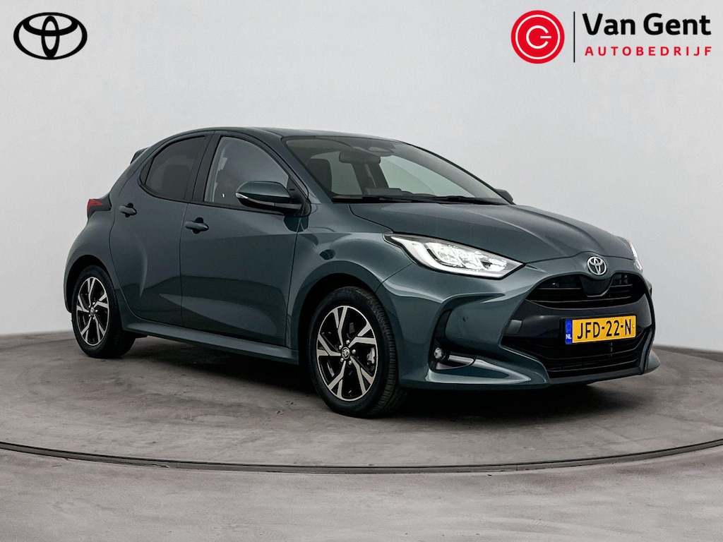 Toyota Yaris 1.5 Hybrid 115 Dynamic | Dodehoek detectie | Parkeersensoren voor/achter | Stoel-/stuurverwarming | Apple Carplay / Android Auto | Keyless | Adaptive Cruise | Clima | Camera | 16 inch