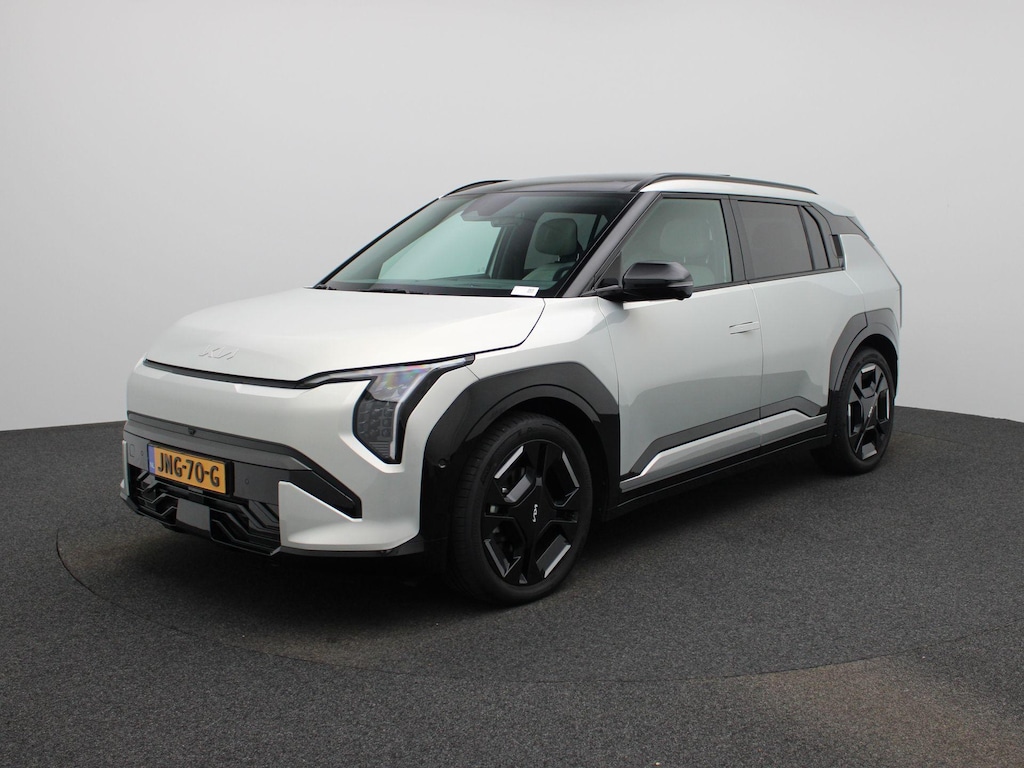 Kia EV3 GT-PlusLine 81.4 kWh | Panoramadak | Memory Stoelen | Premium Audio | 19 Inch | Stoel en Stuurwielverwarming |