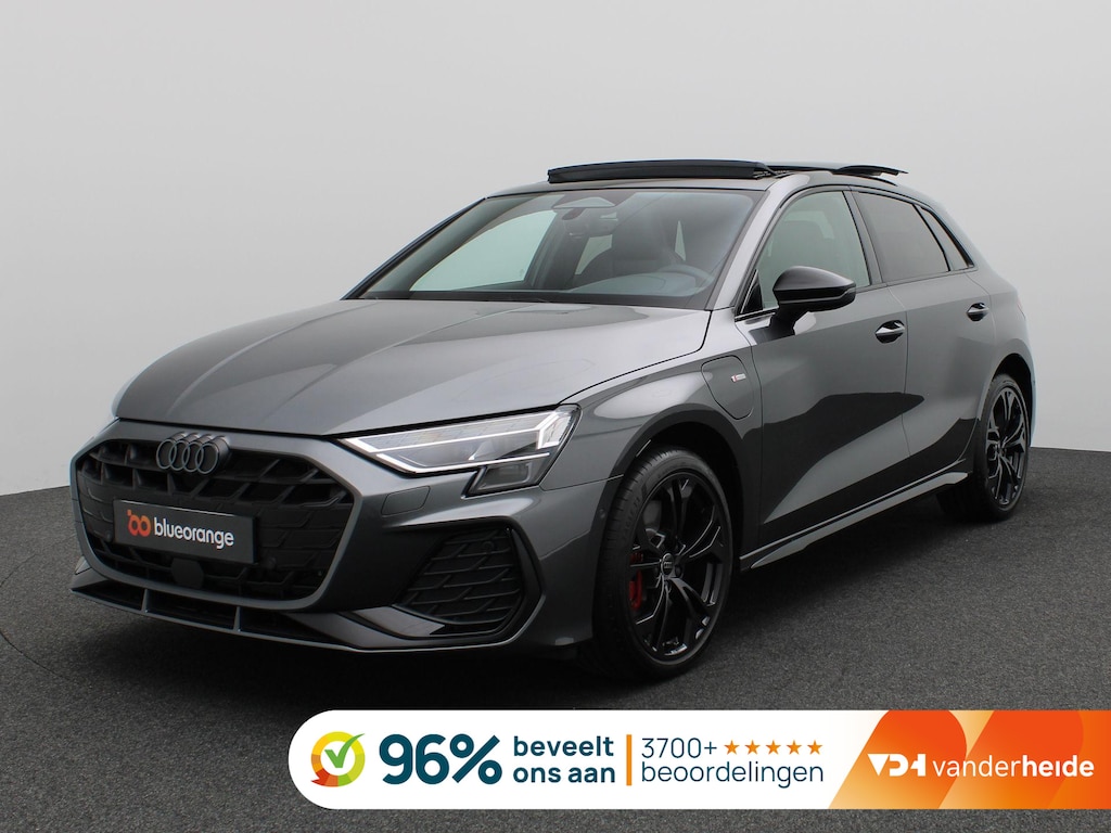 Audi A3 Sportback 45 TFSI e S edition Competition 272PK S-Tronic S-Line, Pano-Schuifdak, Memorystoel, Achteruitrijcamera, Matrix LED-verlichting, Leder, Elektr. Achterklep, Keyless, 18" LM Velgen