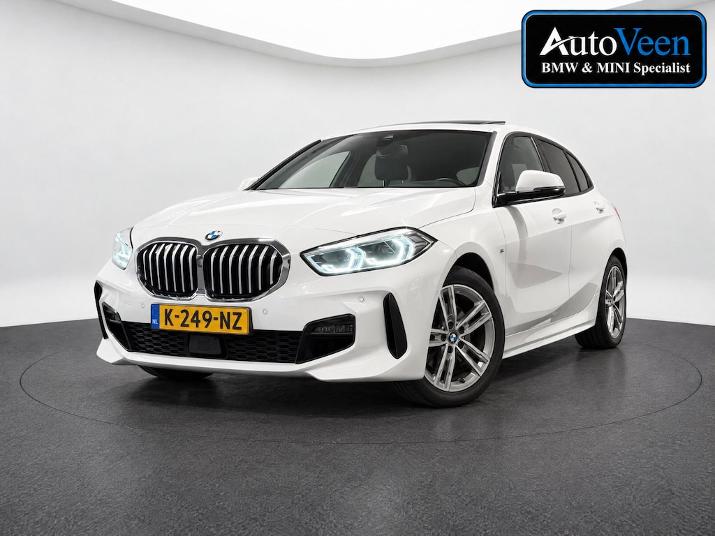 BMW 1-Serie 116i Executive Edition (M-SPORT, PANO, CAMERA, ACC, CARPLAY)