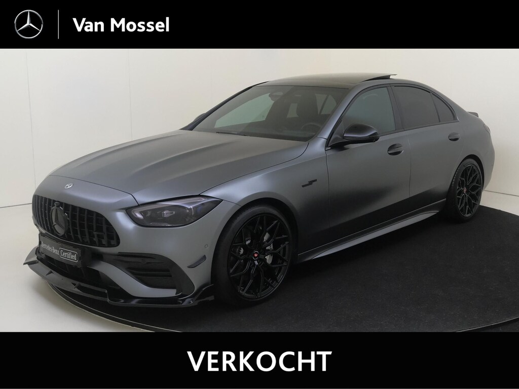 Mercedes-Benz C-klasse 180 AMG Line /Panoramadak /Memory /HUD /19 Inch /360 Camera /Burmester