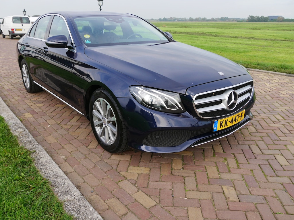 Mercedes-Benz E-klasse 220 d AUT. | BURMEISTER | HEAD-UP | DIGITAL | 13999 NETTO