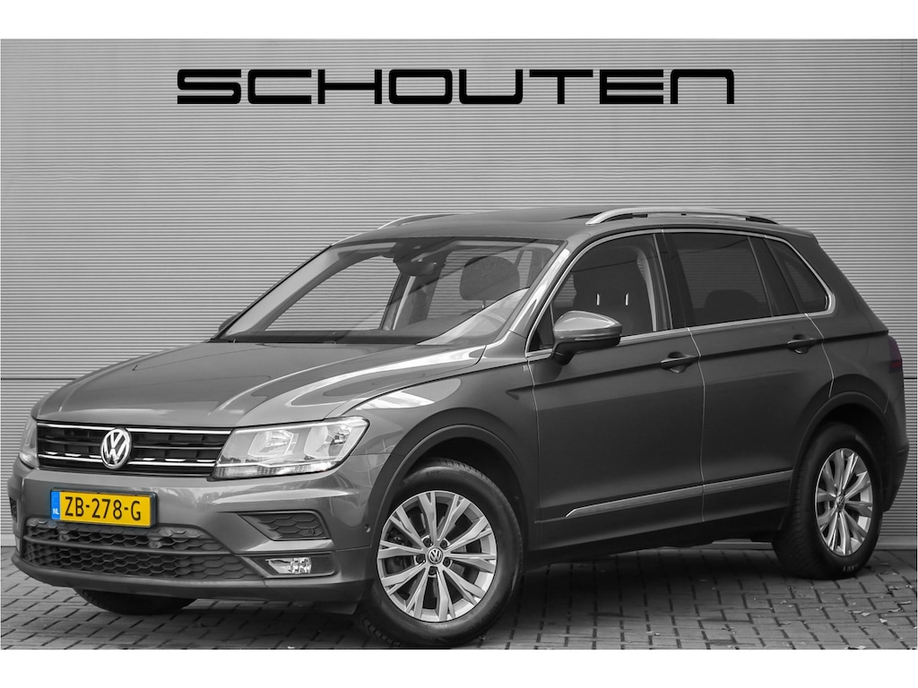 Volkswagen Tiguan 1.5 TSI ACT Comfortline Business Pano ACC Trekhaak