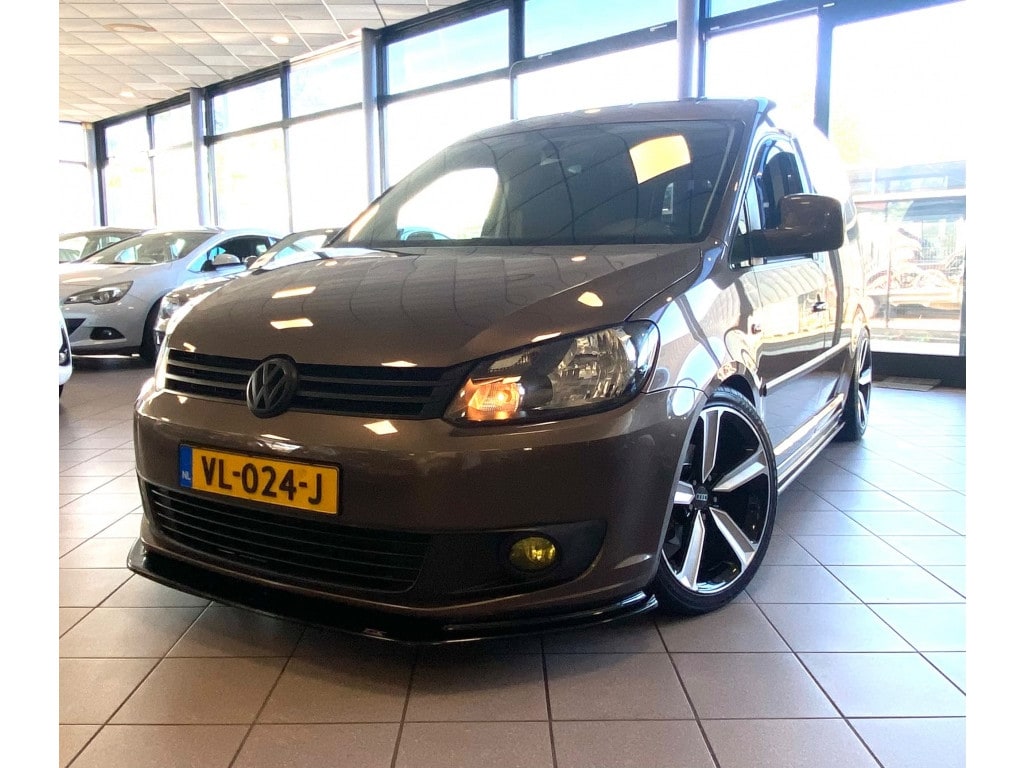 Volkswagen Caddy 1.6 TDI AUTOMAAT NW APK UNIEK BJ 2015 !!!