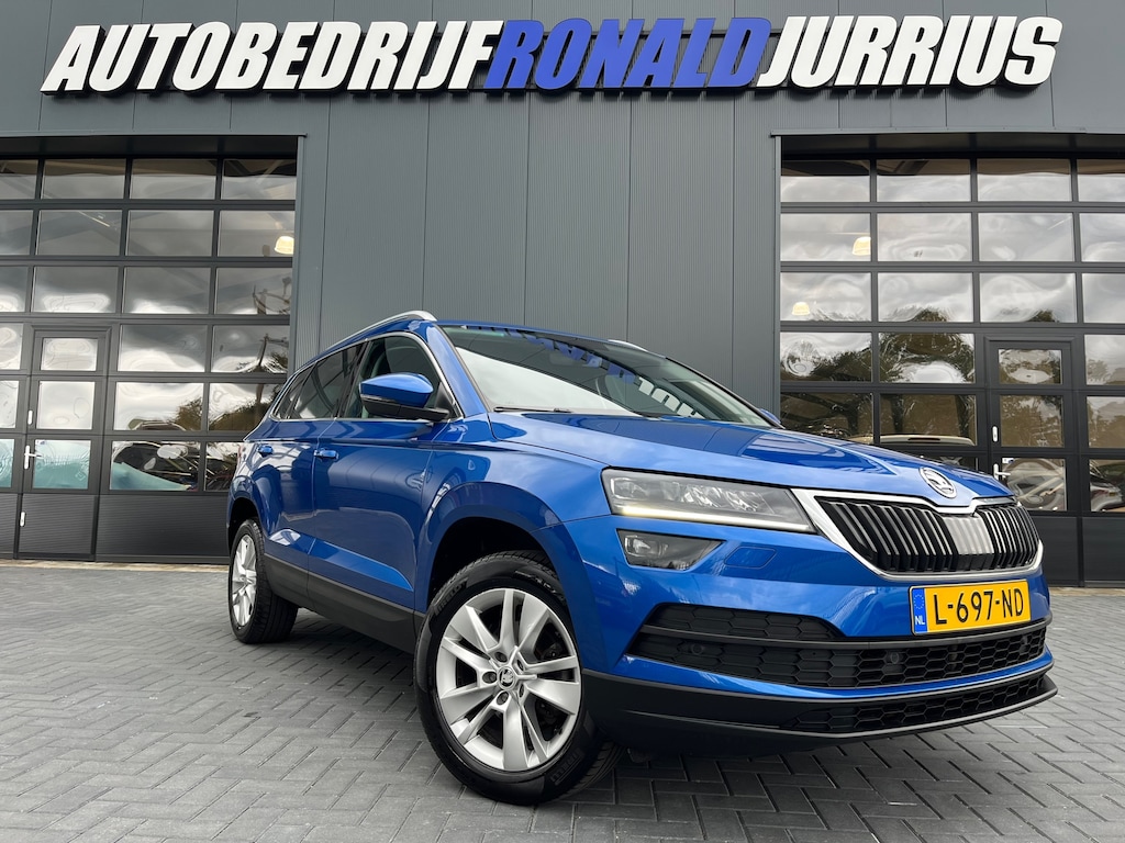 Skoda Karoq 1.5 TSI ACT Business Edition Plus NL.Auto/Trekhaak/Carplay/Camera/Full Led/Cruise/1Ste Eigenaar/Dealer Onderhouden