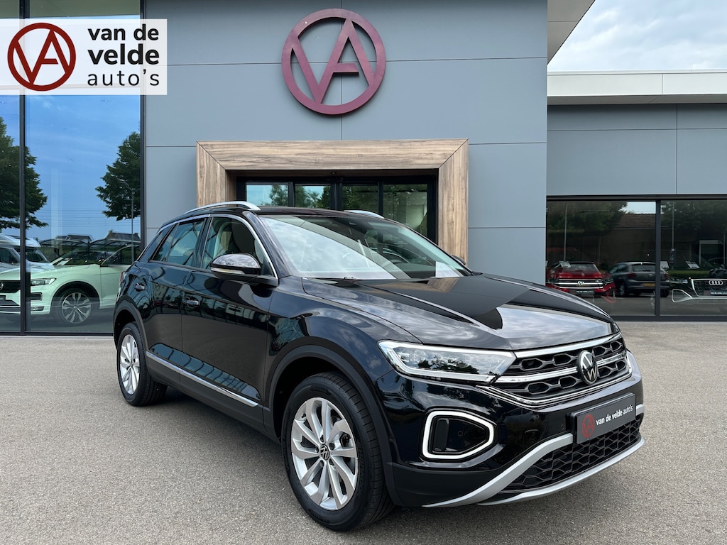 Volkswagen T-Roc 1.5 TSI 150pk DSG Style Carplay | Camera | Keyless | Elek. Achterklep | Rijklaar incl. garantie