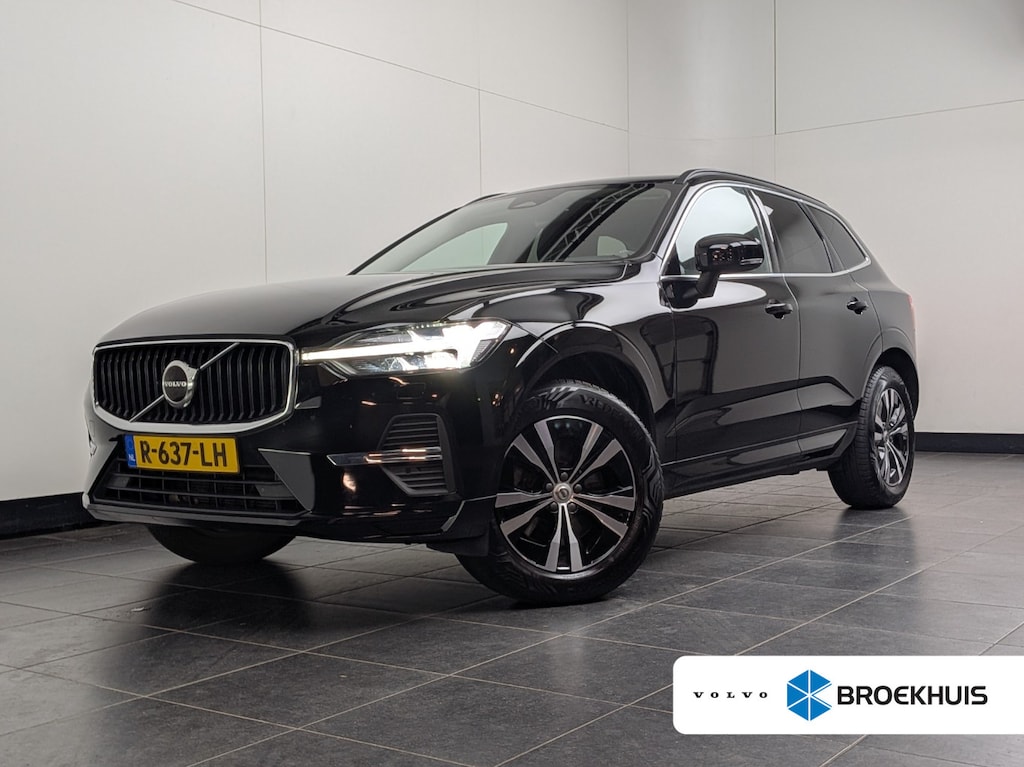 Volvo XC60 2.0 B5 Momentum Business | Trekhaak | Leder | Stoel & stuurverwarming | Camera | Standkachel | Pilot Assist |
