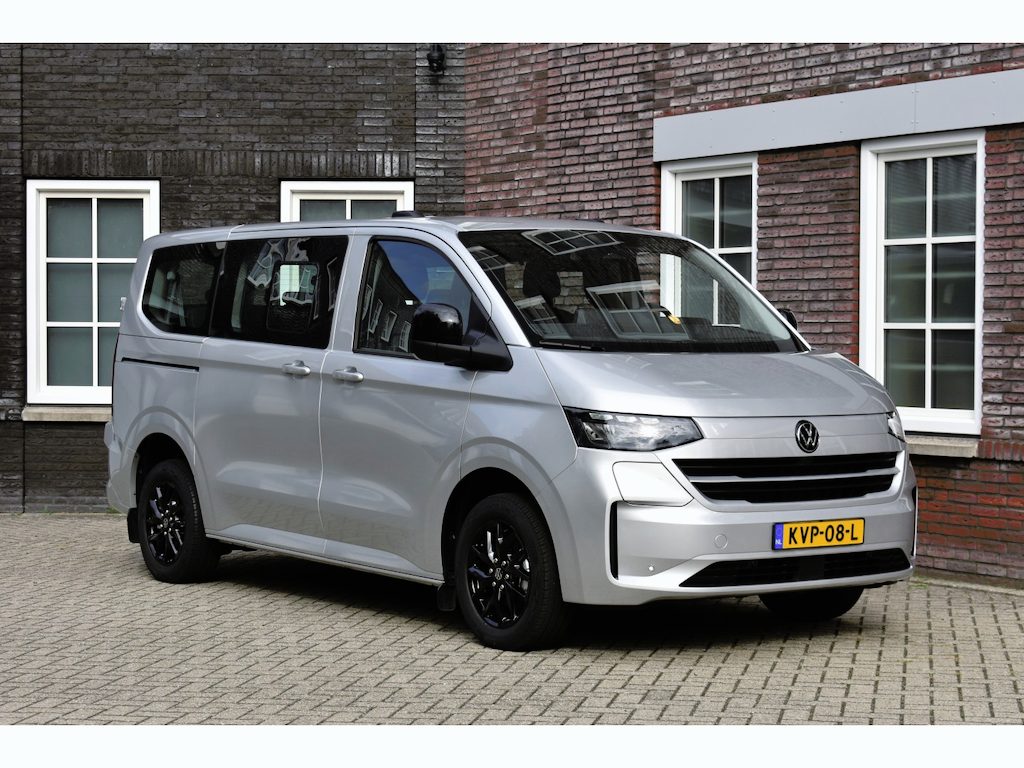 Volkswagen e-Transporter Caravelle 9 persoons/climate control voor en achter/LMV/Cruise control/Camera Wij zijn op afspraak geopend! Graag bellen voor uw komst.