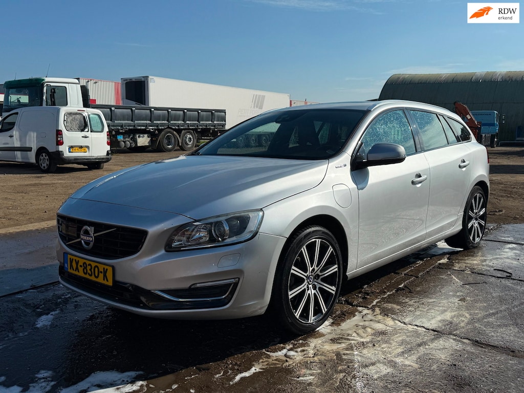 Volvo V60 2.4 D6 Twin Engine R-Design I START NIET I Full option