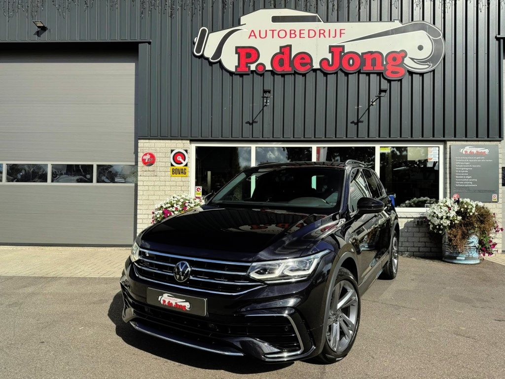 Volkswagen Tiguan 1.4 TSI e-Hybrid R-line 245pk Trekhaak Camera Carplay Stuur, Stoelverwarming