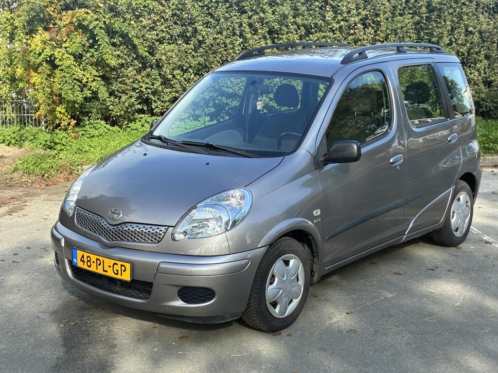 Toyota Yaris Verso 1.5 VVT-i Sol
