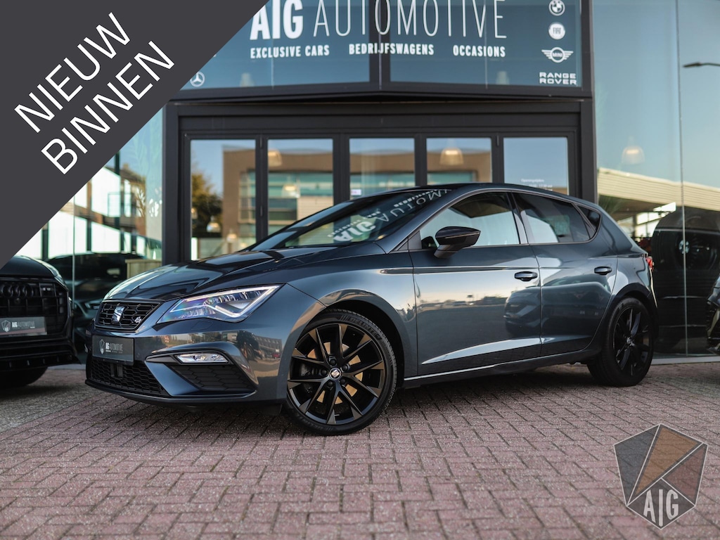 SEAT Leon 1.5 TSI FR Ultimate Edition Black | Pano | DCC | Camera | Stoelverw.