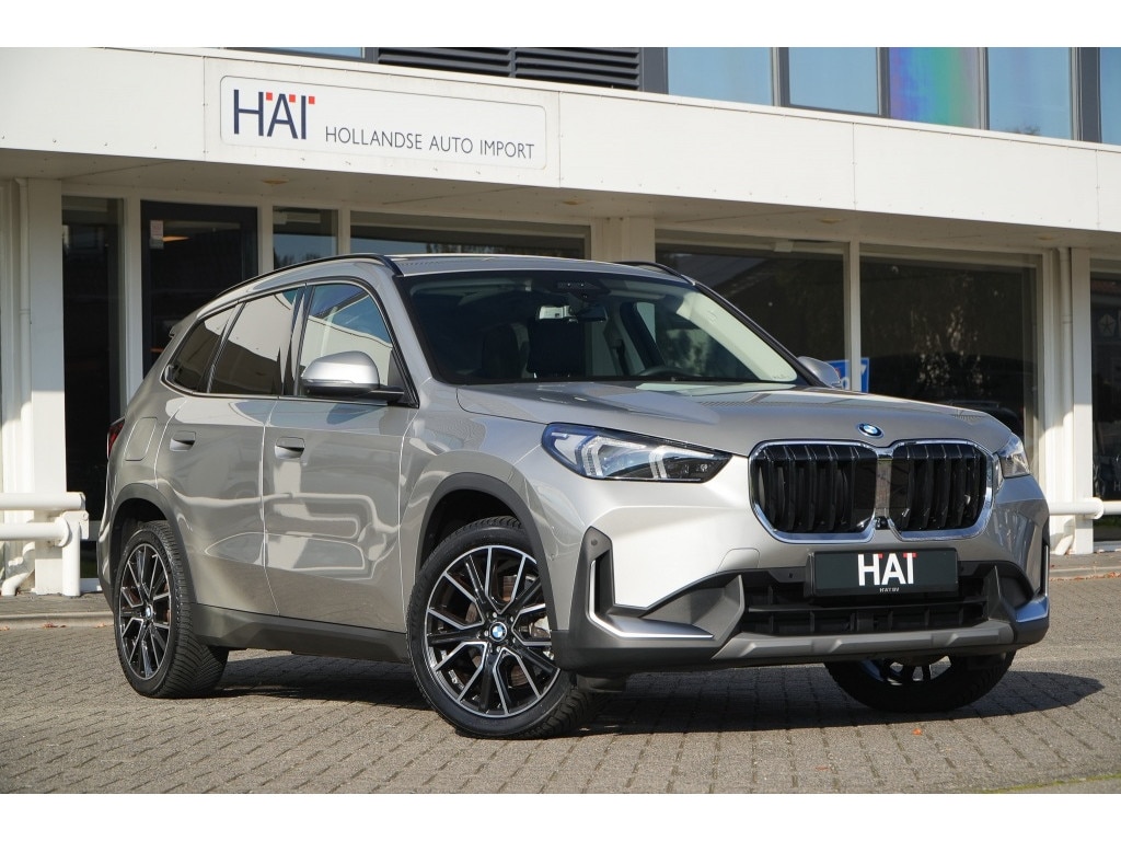 BMW X1 xDrive30e I Pano I ACC I Head-Up I 326pk I