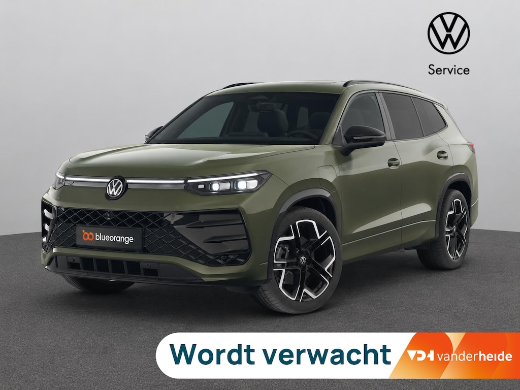 Volkswagen Tayron 1.5 eHybrid R-Line Edition 272PK DSG Leder, Black Style, Head-up, Harman&Kardon, 360 gr. camera, Panoramadak, Memorystoelen, 20" lichtmetalen velgen, Elektr. Achterklep, Side Assist
