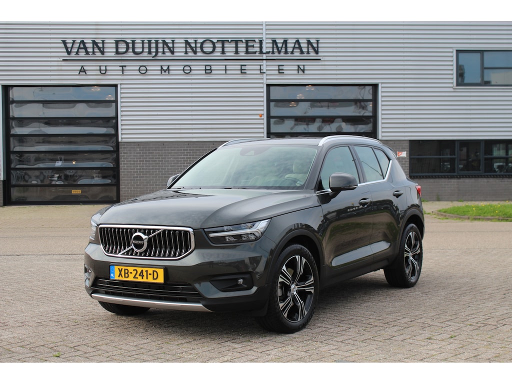 Volvo XC40 2.0 T5 AWD Inscription / Camera / LED / 248PK / N.A.P.