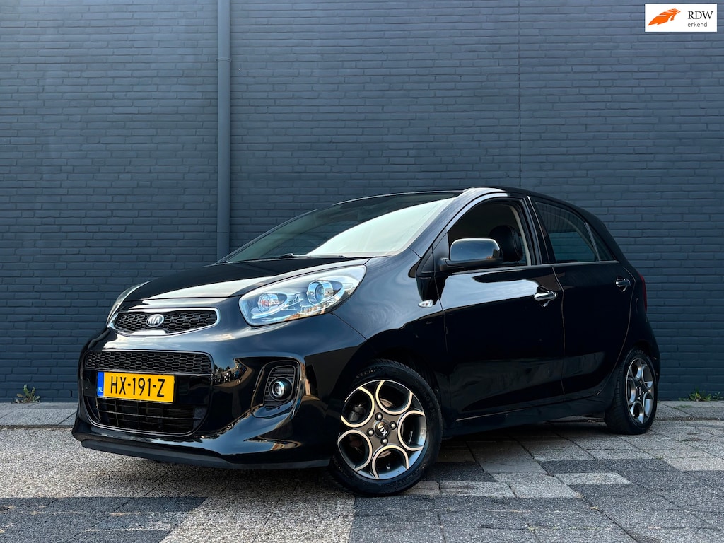 Kia Picanto 1.0 CVVT DynamicLine | Speciale bekleding | Airco