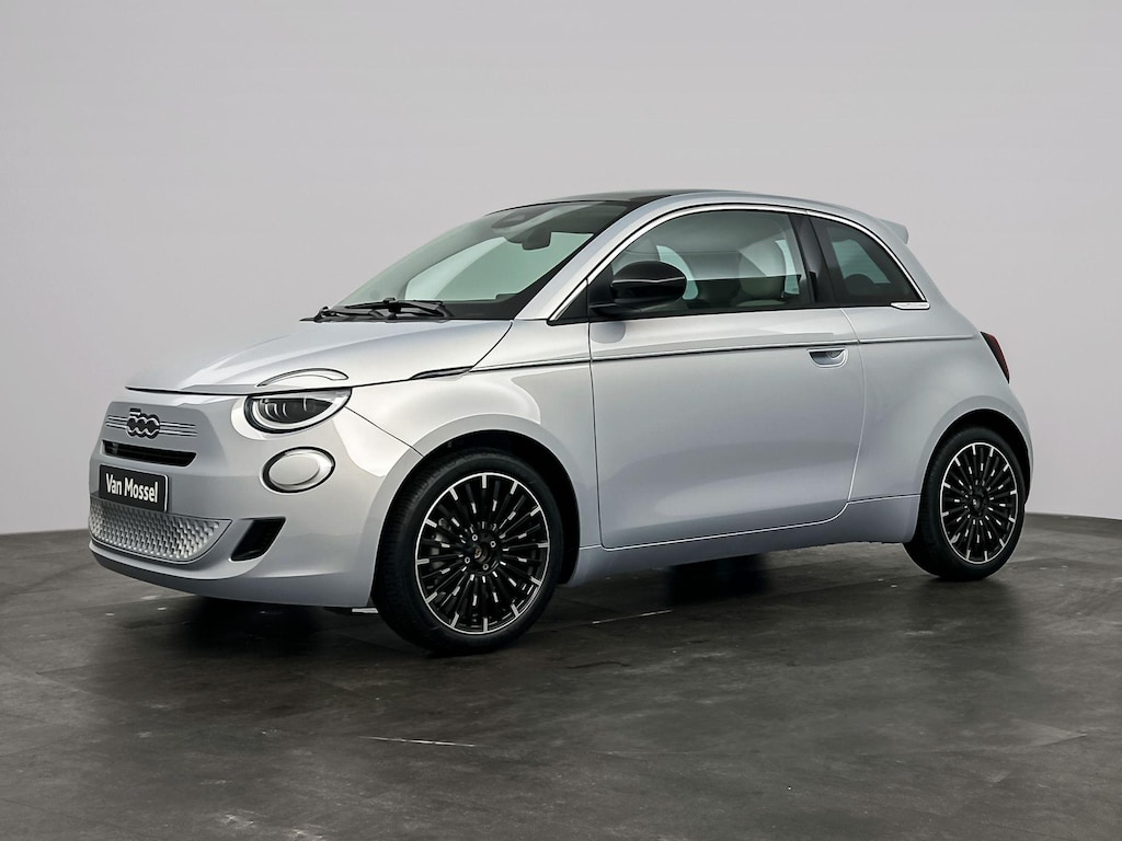Fiat 500 1.0 Hybrid La Prima | Applecarplay&Androidauto | Camera | Navigatie | Stoelverwarming | Panoramadak | Keyless | 2+6 jaar garantie |