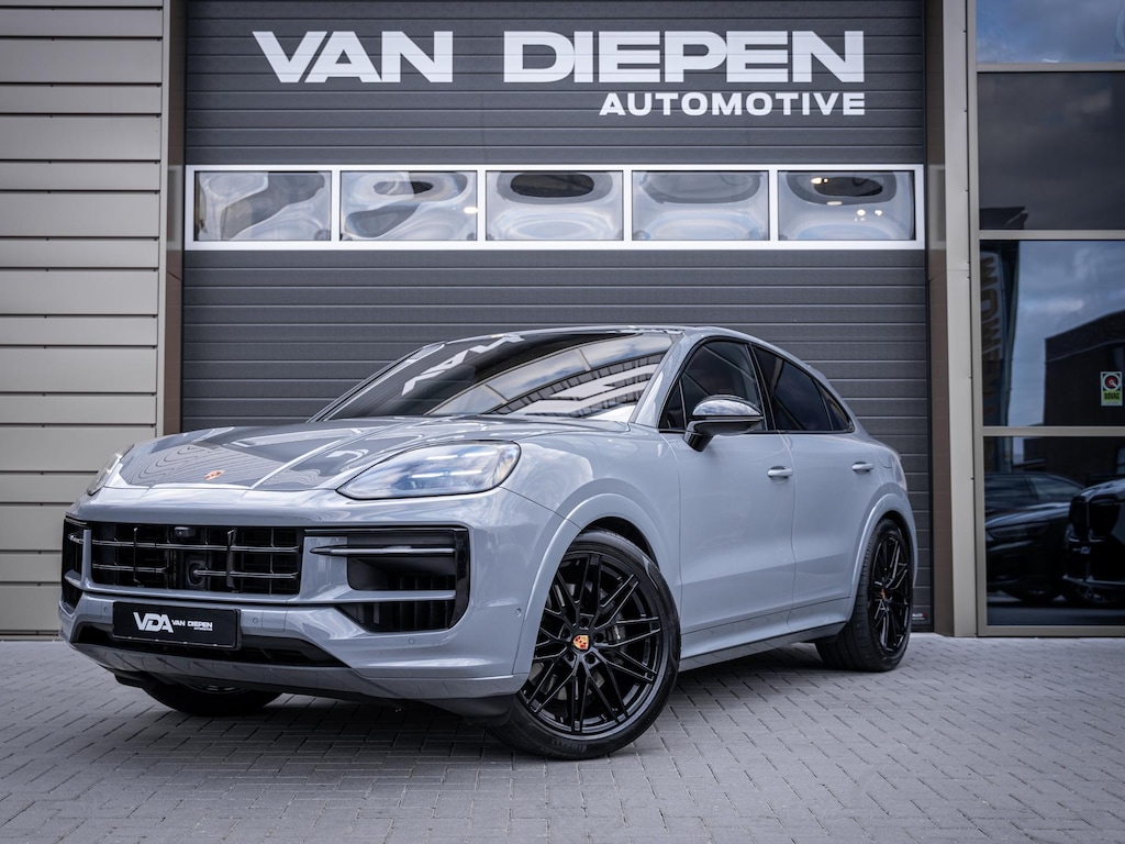 Porsche Cayenne Coupé 3.0 E-Hybrid - Sport Chrono l FULL SPEC! l 4WS l Pass Displ. l Burmester