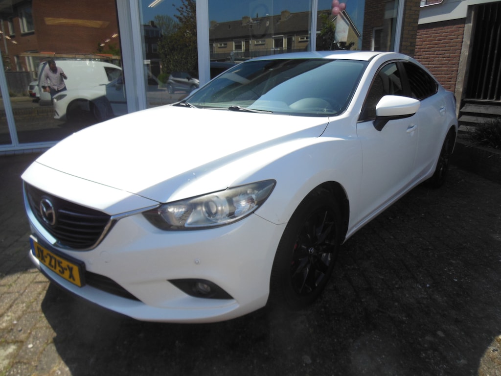 Mazda 6 sedan 2.2D TS+ 12 maanden Bovag garantie automaat trekhaak