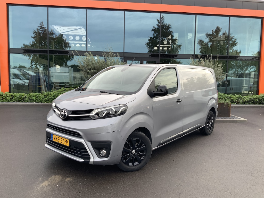 Toyota ProAce Worker 2.0 D-4D Black Line Long Airco Cruise 3 Zits Alu Velg Trekhaak 2500 kg Euro 6