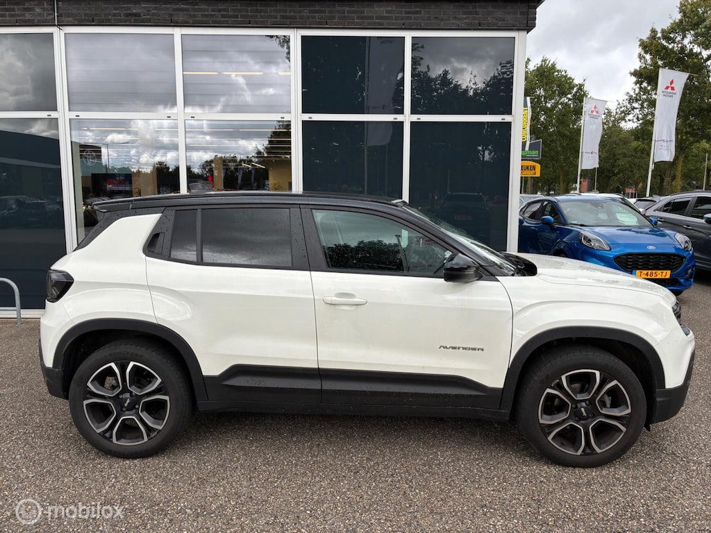 Jeep Avenger 1.2 Altitude JBL+KEYLESS+WINTERPACK