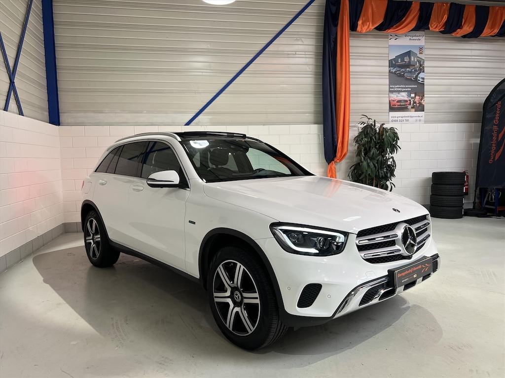 Mercedes-Benz GLC 300e 320pk 4MATIC 9G Plug-in Hybride, Pano, Burmester, Massage, Memory, Sfeer